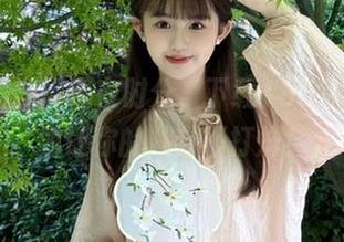 深夜时分，下载155黑料，绝对让你的八卦不打烊！