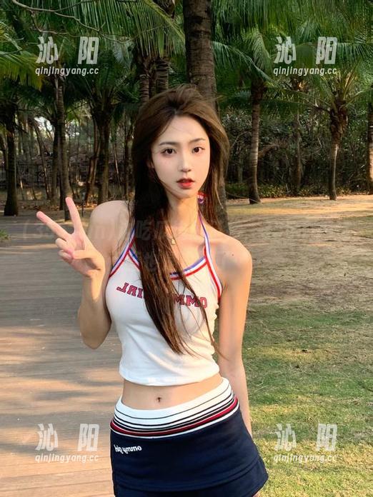 边吃瓜边刷链接，355.fun这运营也是没谁了……