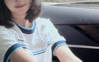 新鲜黑料线上发放，赶紧登录51ccgg40，也许你晒到了评比最高的瓜！