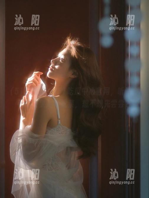 51吃瓜中心官网，听说今天的主菜是老虎菜，想不想先尝尝？