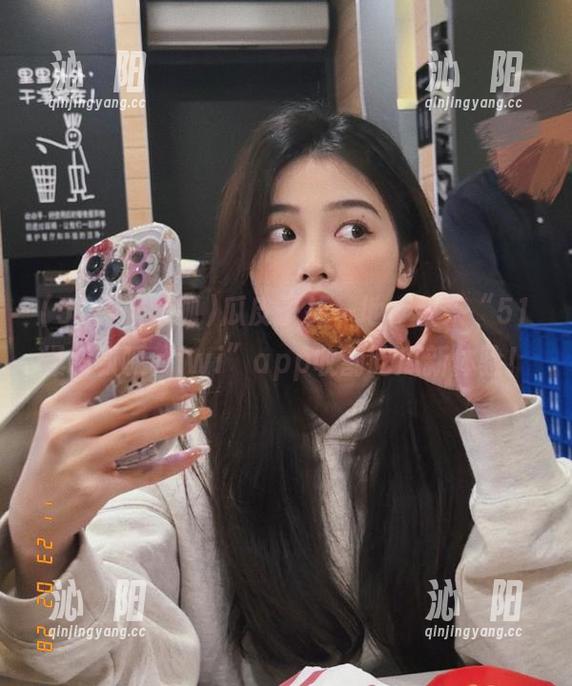 瓜皮子掉一地，快来“51爆料呱呱wiwi”app收割吃瓜新体验！