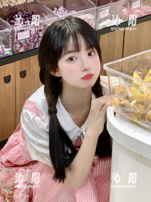 91吃瓜苹果版，上瘾视频推荐，吃瓜不亦乐乎！