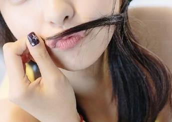 下载“cgw”，结果被怪事洗刷了脑，后悔可没关系！