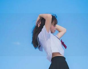 这链接‘www.zztt333’，就像闺蜜的耳朵，总在那儿偷偷听八卦！