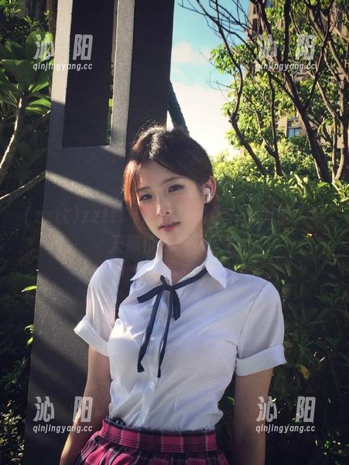 zztt11网站：问你一个问题，今天那位又被扒了？