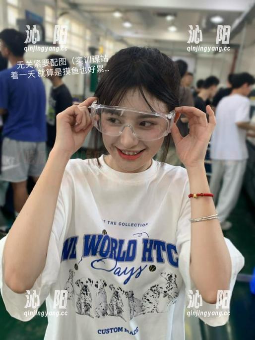 吃瓜178导航，你想一探究竟的幽默背后又藏着多少尴尬？