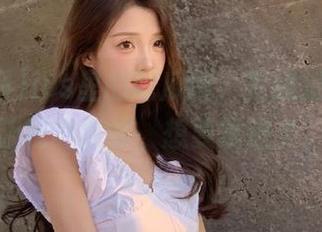 ios里的吃瓜网，在线过程中总让我心痒痒，想要跳进去。