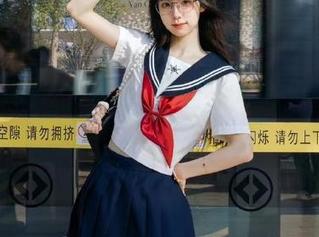 吃瓜网视频：东北老铁们看啥，居然让人为之心动？
