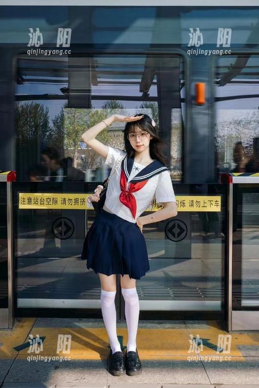 吃瓜网视频：东北老铁们看啥，居然让人为之心动？