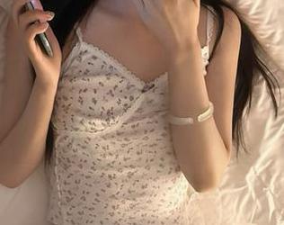 分享吃瓜网：边吃边嗑，在线视频根本停不下来！