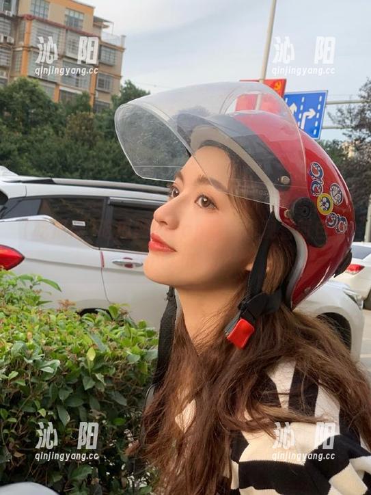 吃瓜网的Top瓜，你观看时自带热议功能吗？