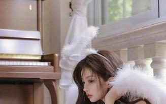 是否应该相信“扒哥黑料”的网址，心里小疑虑不停盘旋，就像跳动的琴弦。