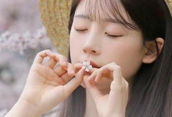 夜深人静，打开黑料911这app，网红们的瓜比我手里的零食还上头！