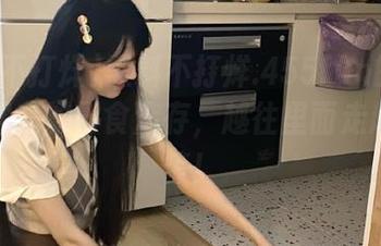 黑料不打烊.455fun的传送门就像我的零食库存，越往里面走越不能停！