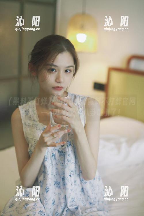heiliaosu黑料不打烊官网首页：一不小心又被八卦吸引了！