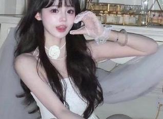 今日发生的八卦，黑料不打烊，地址就在你的手机里！