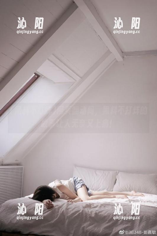 网页翻动间，黑料不打烊的故事让人无奈又上瘾！