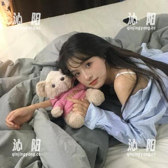 “黑料不打烊”网站，给我来一份新鲜出炉的链接，有人发吗？