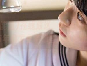 在线放送，黑料正能量：2025年都发生了哪些离奇事儿？