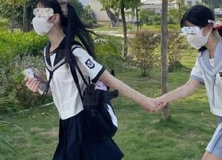这就是永久保证的黑料社app，来一口甜蜜的瓜吧！