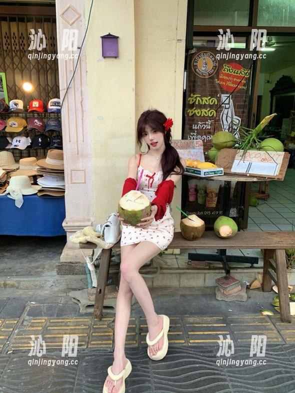 “黑料社”的独家地址大放送，直接下载软件，瓜事全靠你下载！