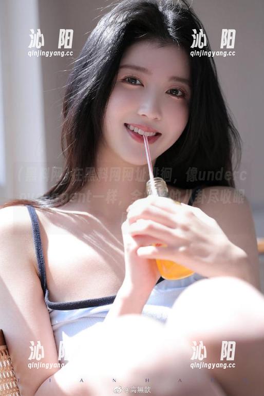 在黑料网网址徘徊，像undercoveragent一样，全世界的八卦尽收眼底！