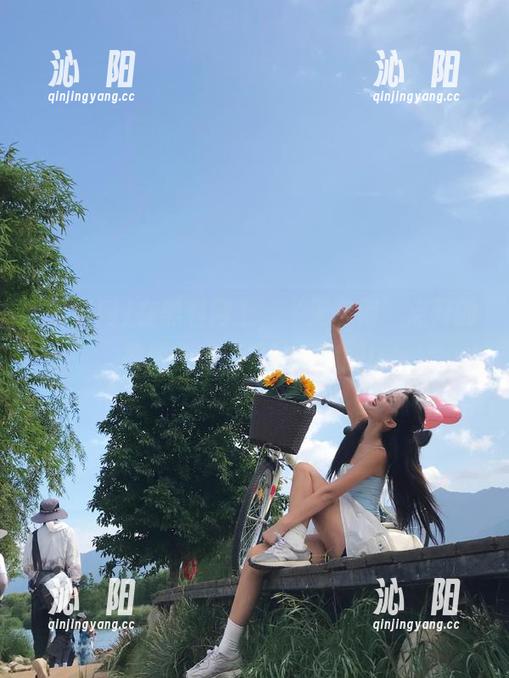在黑料网上，‘无意间’点开的视频在线观看神似追剧！
