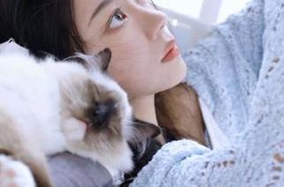 黑料网app更新了，没想到居然是这样的‘好朋友’之间的默契！